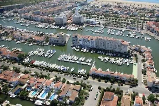 Berni'S House Empuriabrava Apartamento
